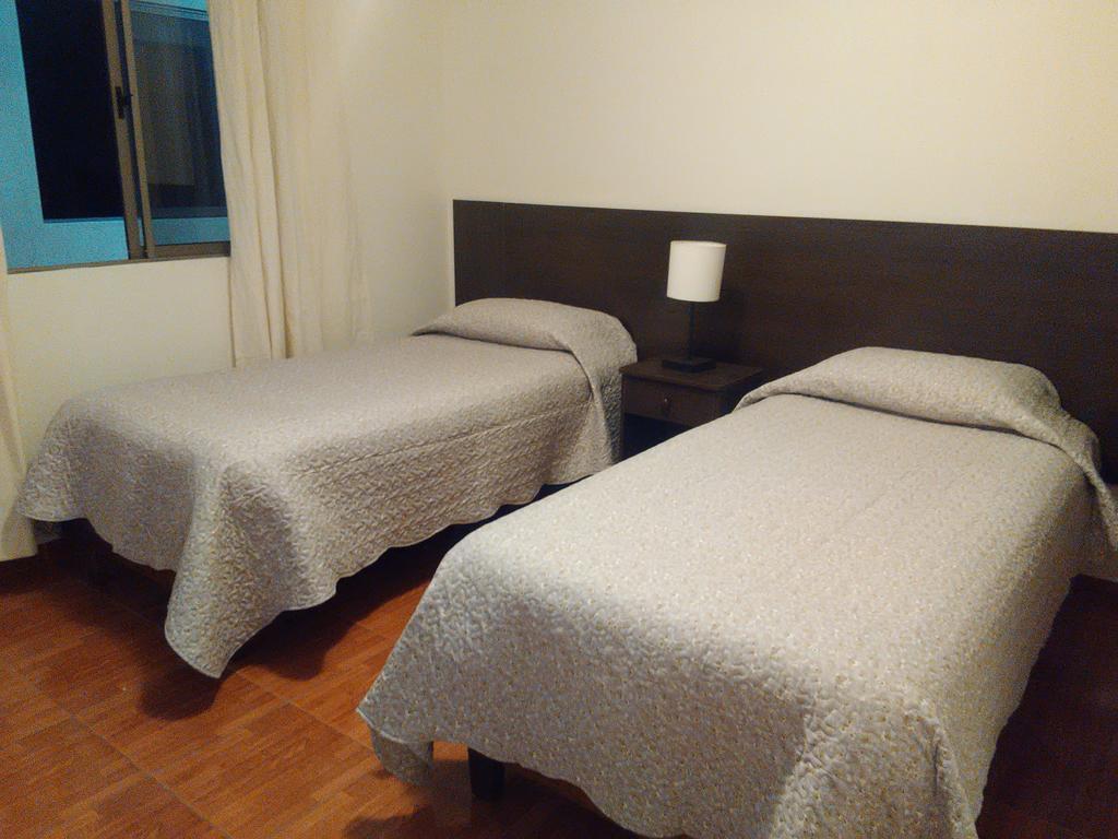 Hostal El Loa Calama Eksteriør billede